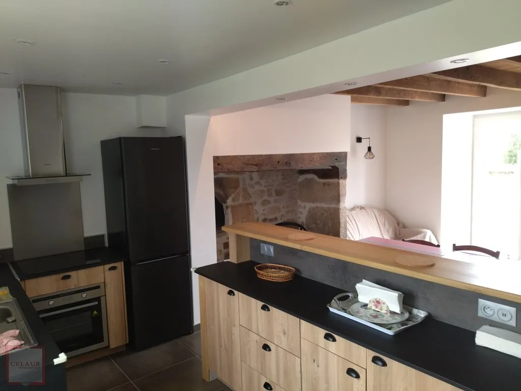 CHARMANTE MAISON RENOVEE EN PIERRE