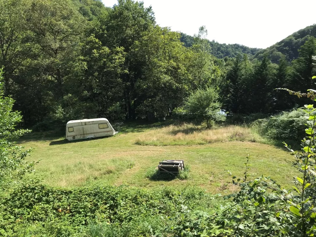 Joli terrain constructible au bord de la Dordogne