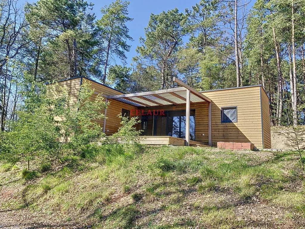 PLAIN PIED DE 2022 SUR 5041 M&sup2; DE BOIS