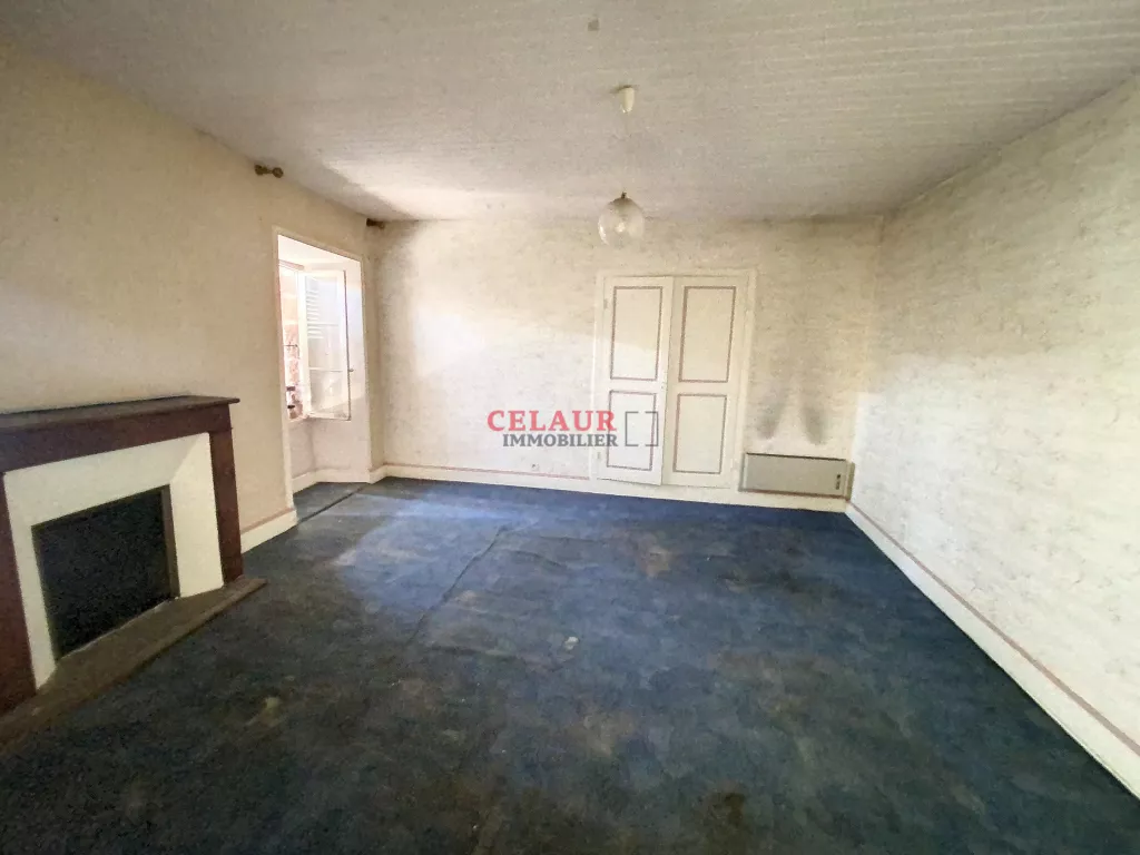 Ancien caf&eacute; restaurant