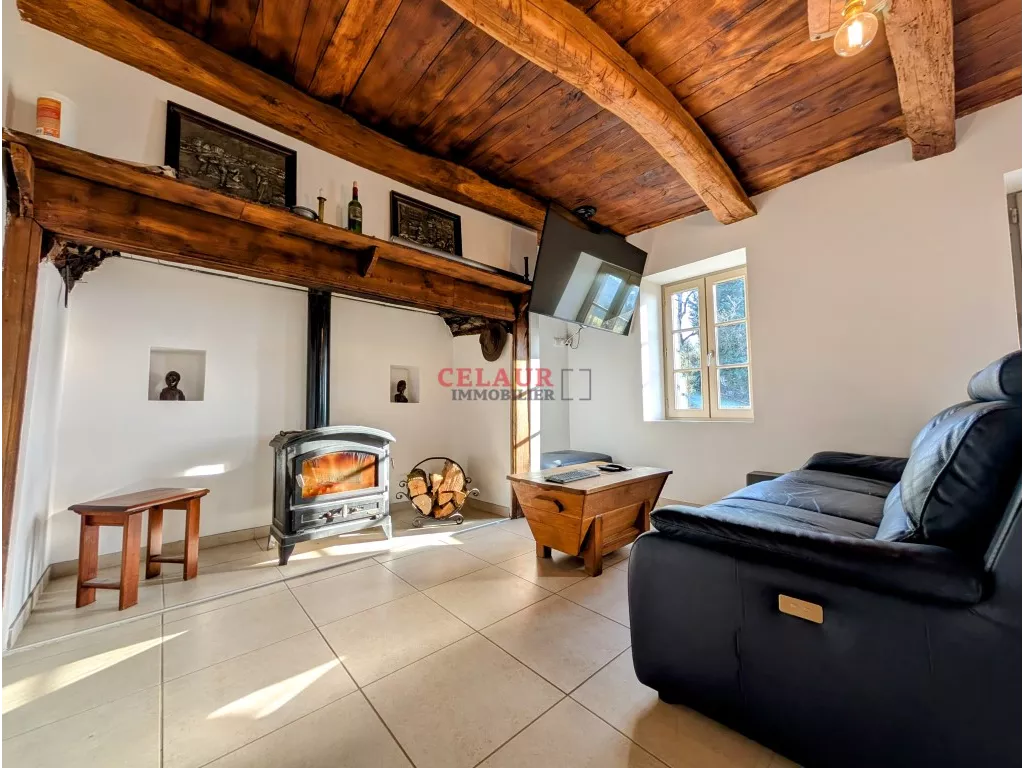 MAISON EN PIERRES RENOVEE