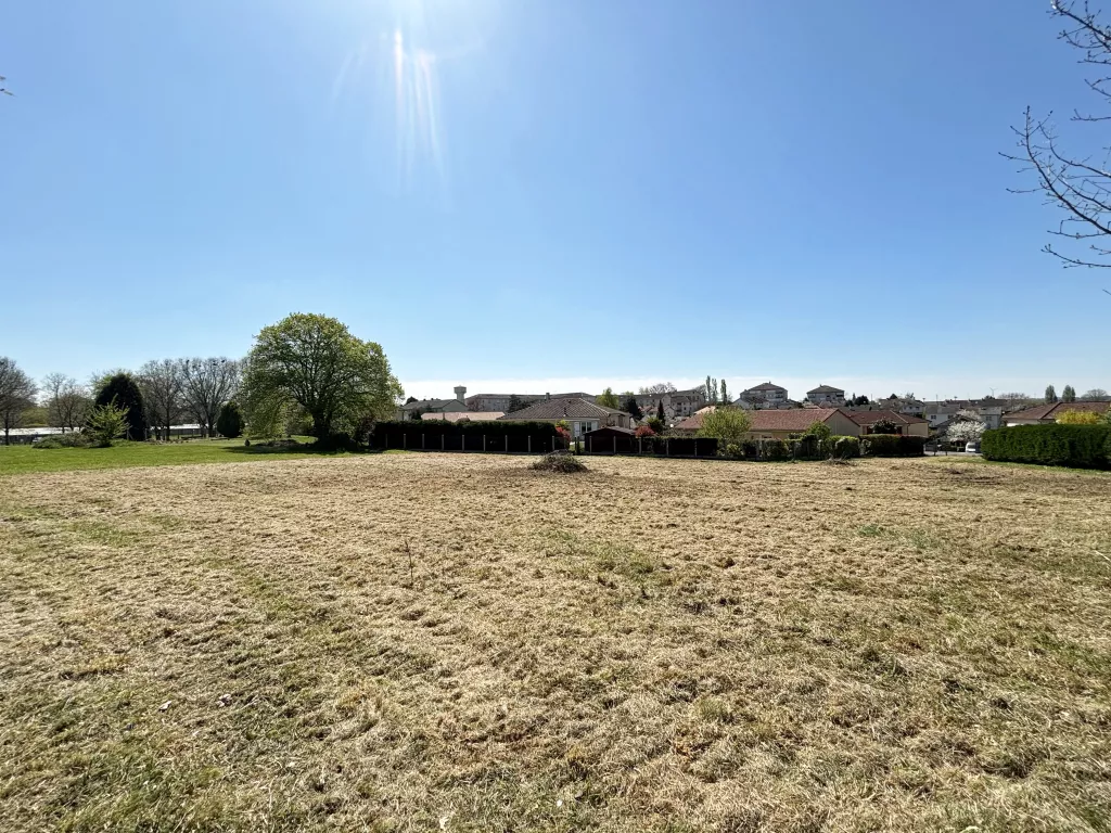 Terrain &agrave; b&acirc;tir