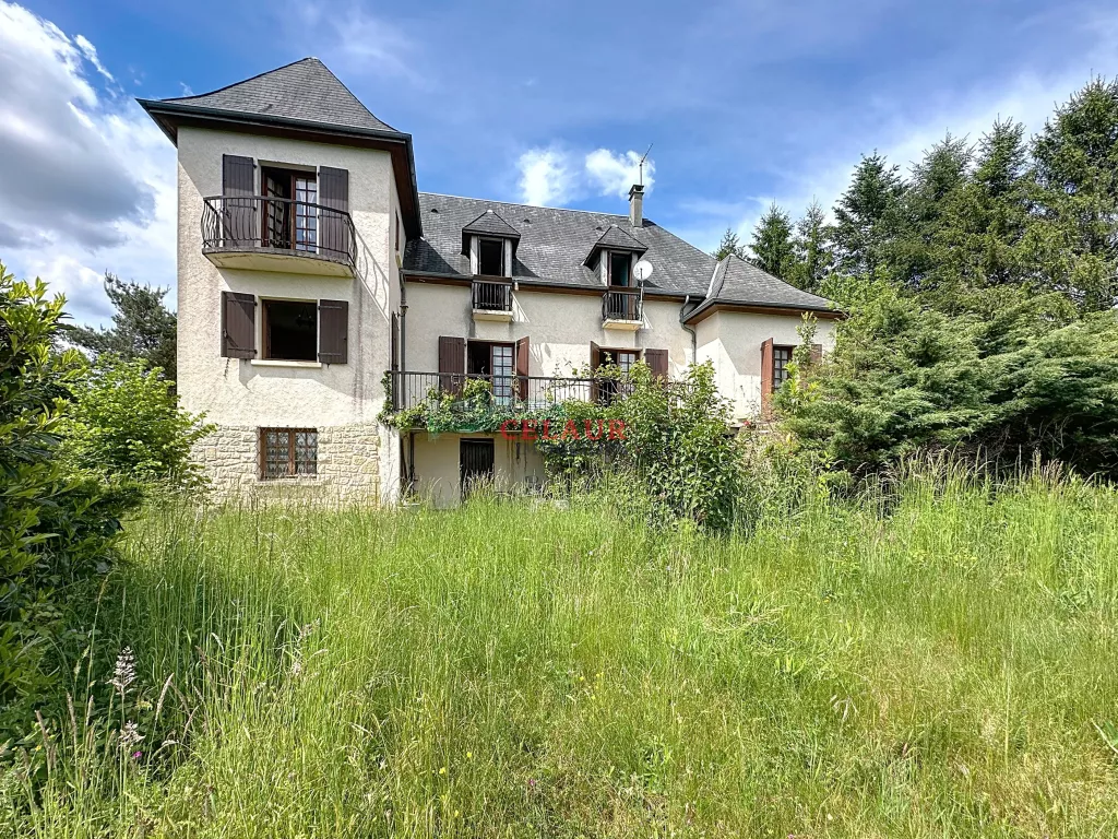 SPACIEUSE MAISON FAMILIALE AVEC VUE DEGAGEE