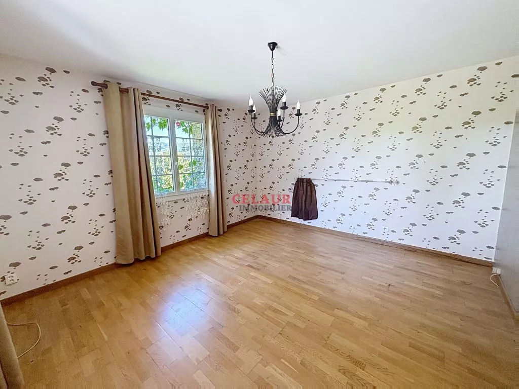 MAISON EN PIERRE DE PLAIN PIED A 2 MN DE BEAULIEU