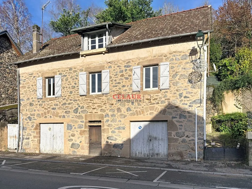 IMMEUBLE DE 2 APPARTEMENTS AVEC JARDIN