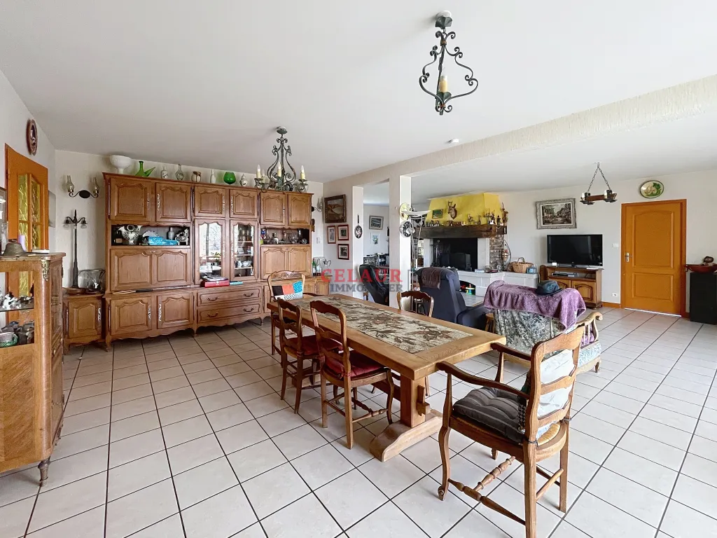 SUPERBE MAISON FAMILIALE DE 187 M&sup2;