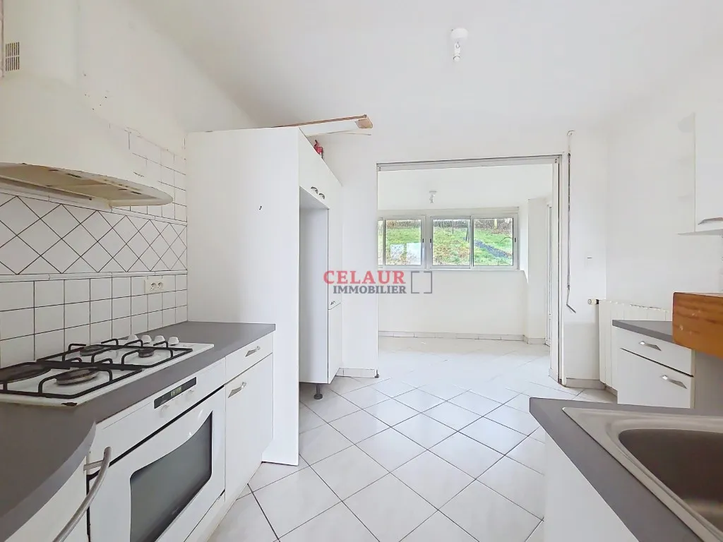 MAISON &Agrave; UZERCHE