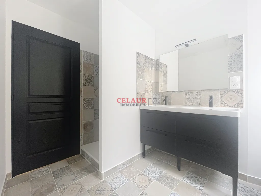 BEL APPARTEMENT RENOVE CENTRE VILLE