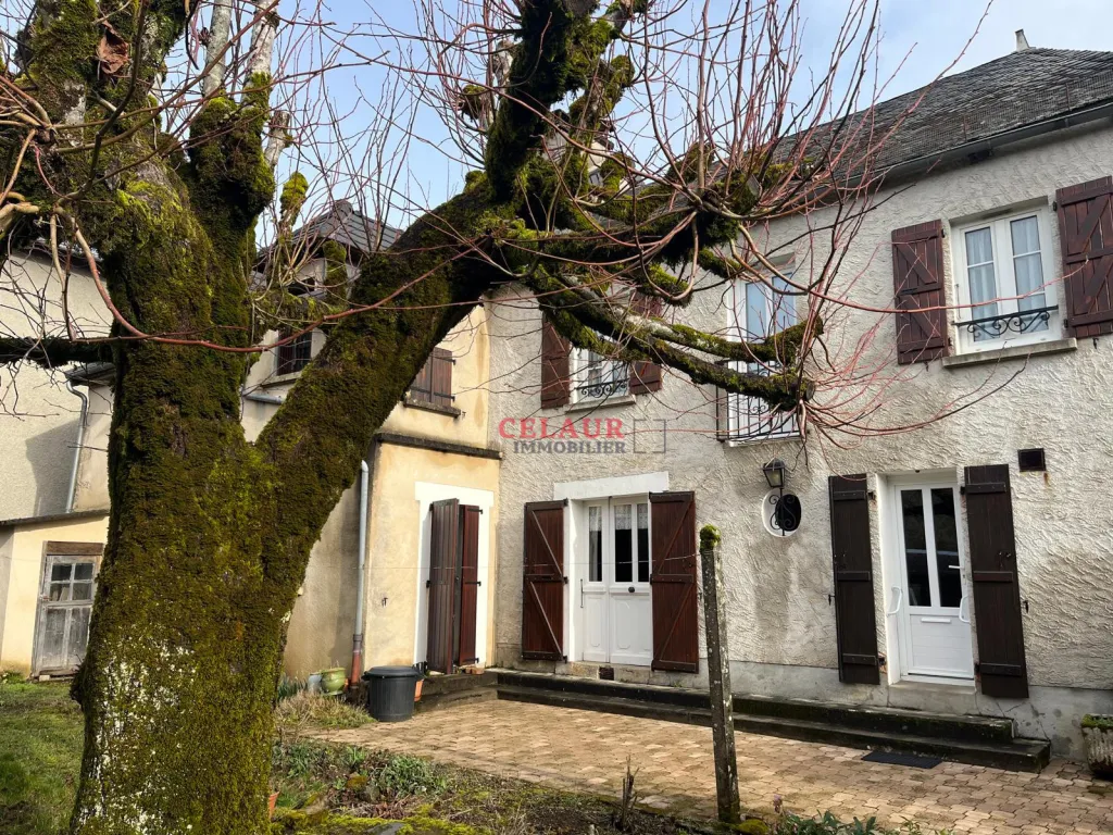 Maison avec garage et jardin proche d'ARGENTAT
