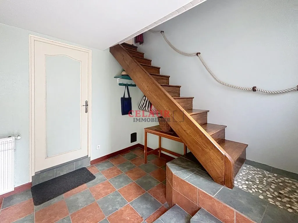 JOLIE MAISON DE BOURG AVEC JARDIN ET TERRASSE