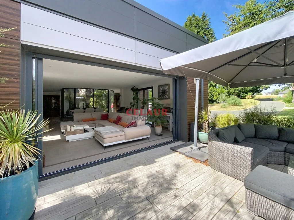 Maison de 6 pi&egrave;ces de 243 m&sup2; &agrave; Lubersac