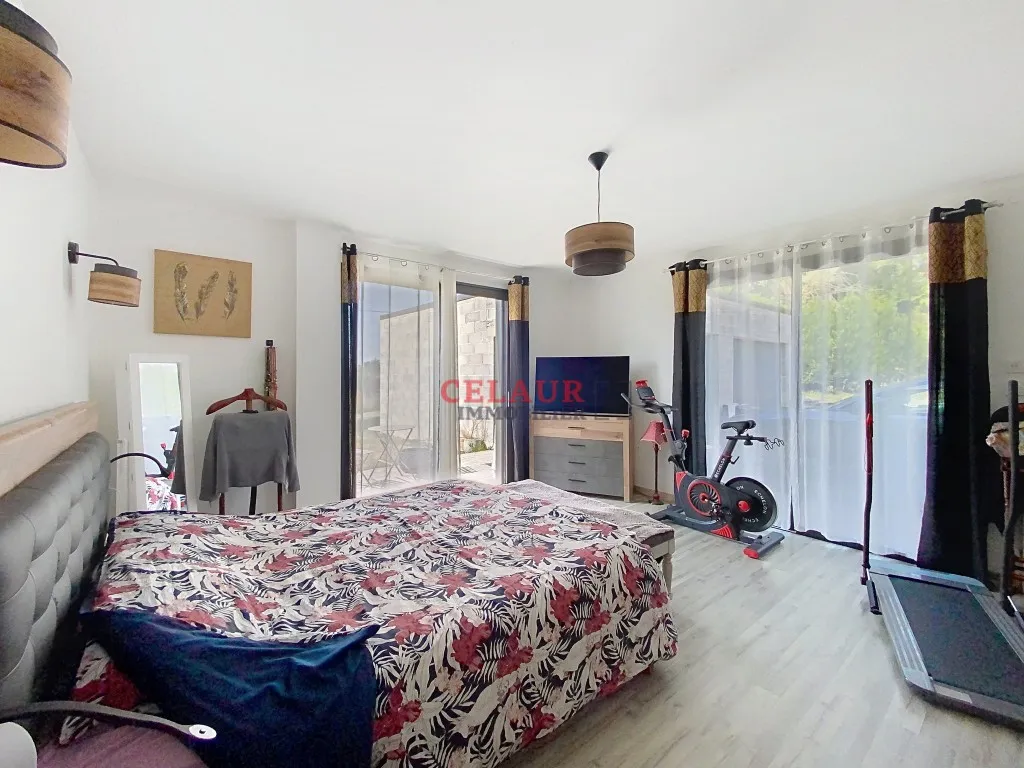 Maison de 6 pi&egrave;ces de 243 m&sup2; &agrave; Lubersac