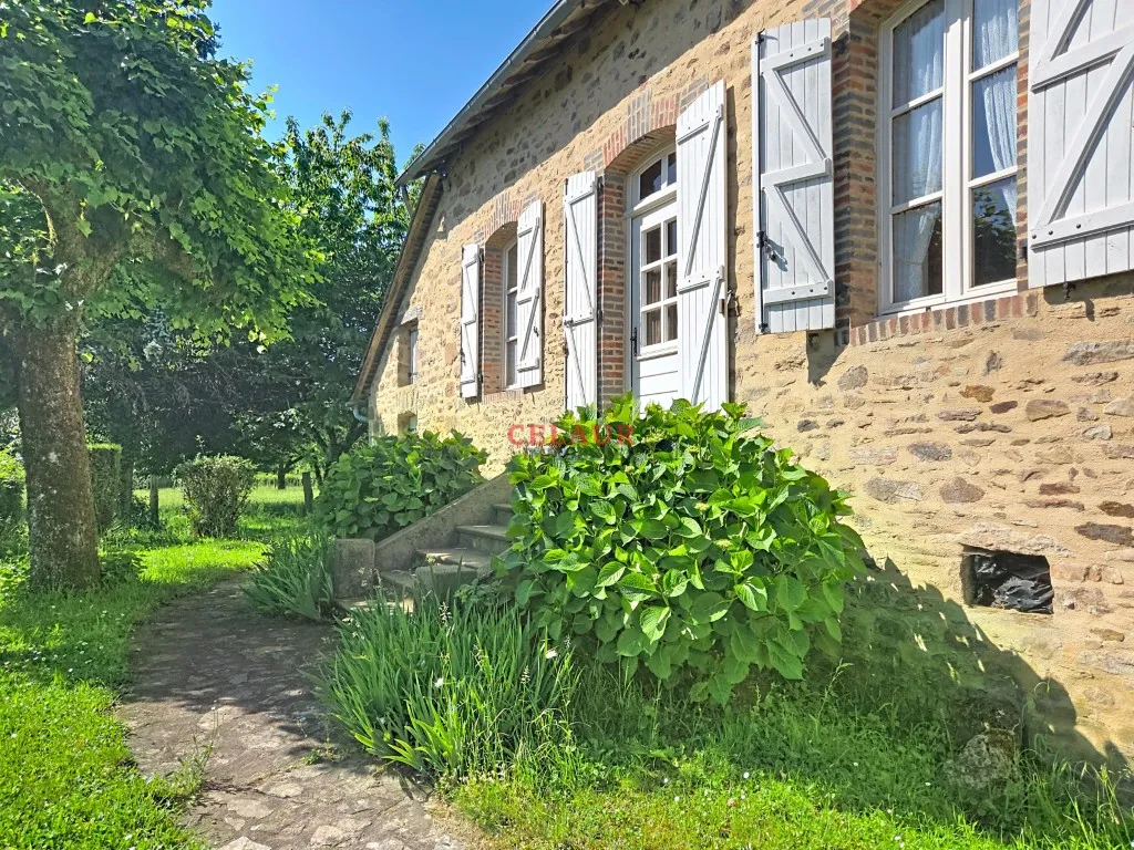 MAISON PIERRE AVEC D&Eacute;PENDANCE