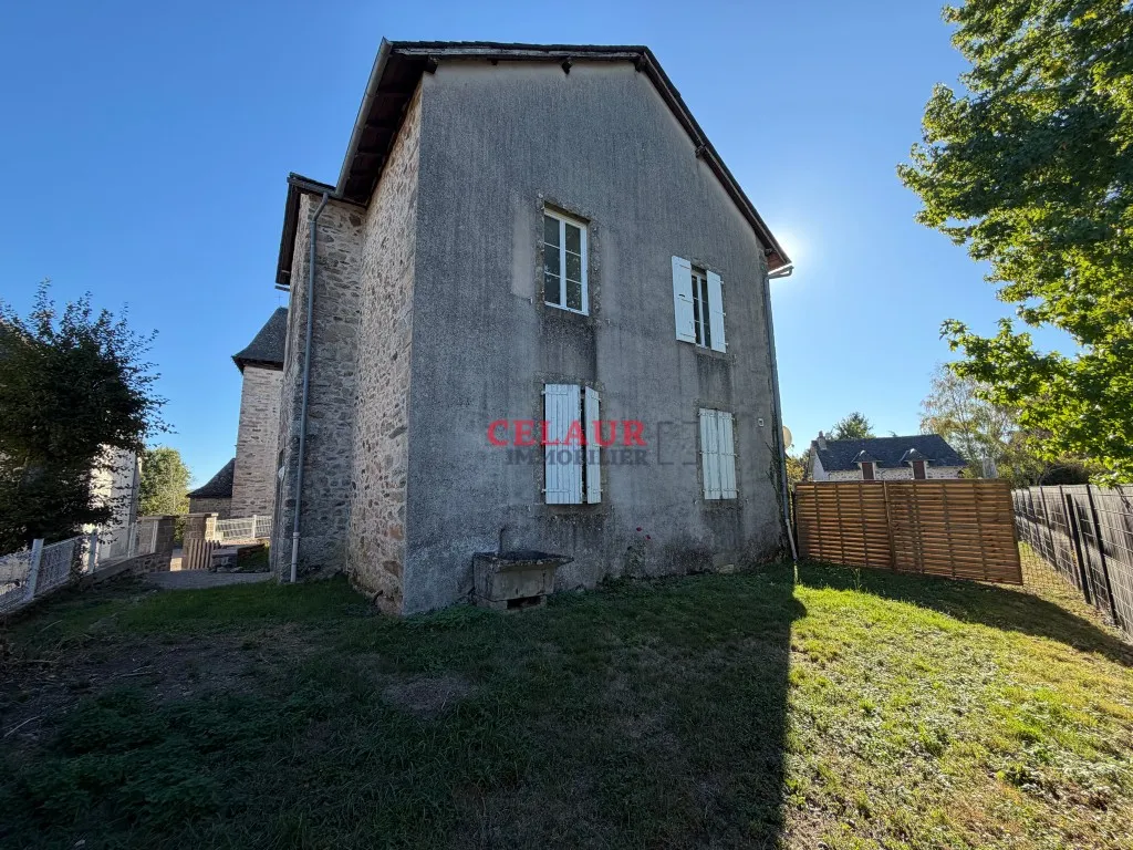 A LOUER Appartement T5 avec jardin